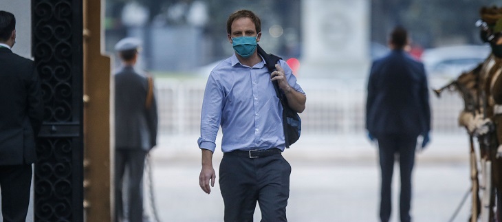 Colegio de Enfermeras presenta recurso contra subs. Zúñiga: acusan falta de elementos de protección