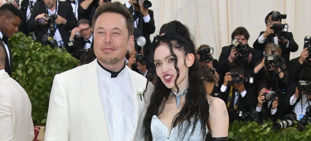 Nació hijo de Grimes y Elon Musk y lo que más ha llamado la atención es su extraño nombre: X Æ A-12