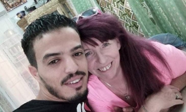 Mujer se enamoró de hombre 36 años menor que ella: él la contactó por Facebook y hoy están casados