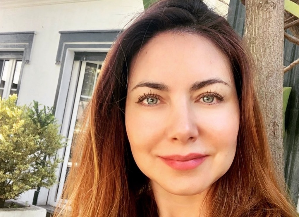 Mónica Godoy critica horario de Helga y Flora: 