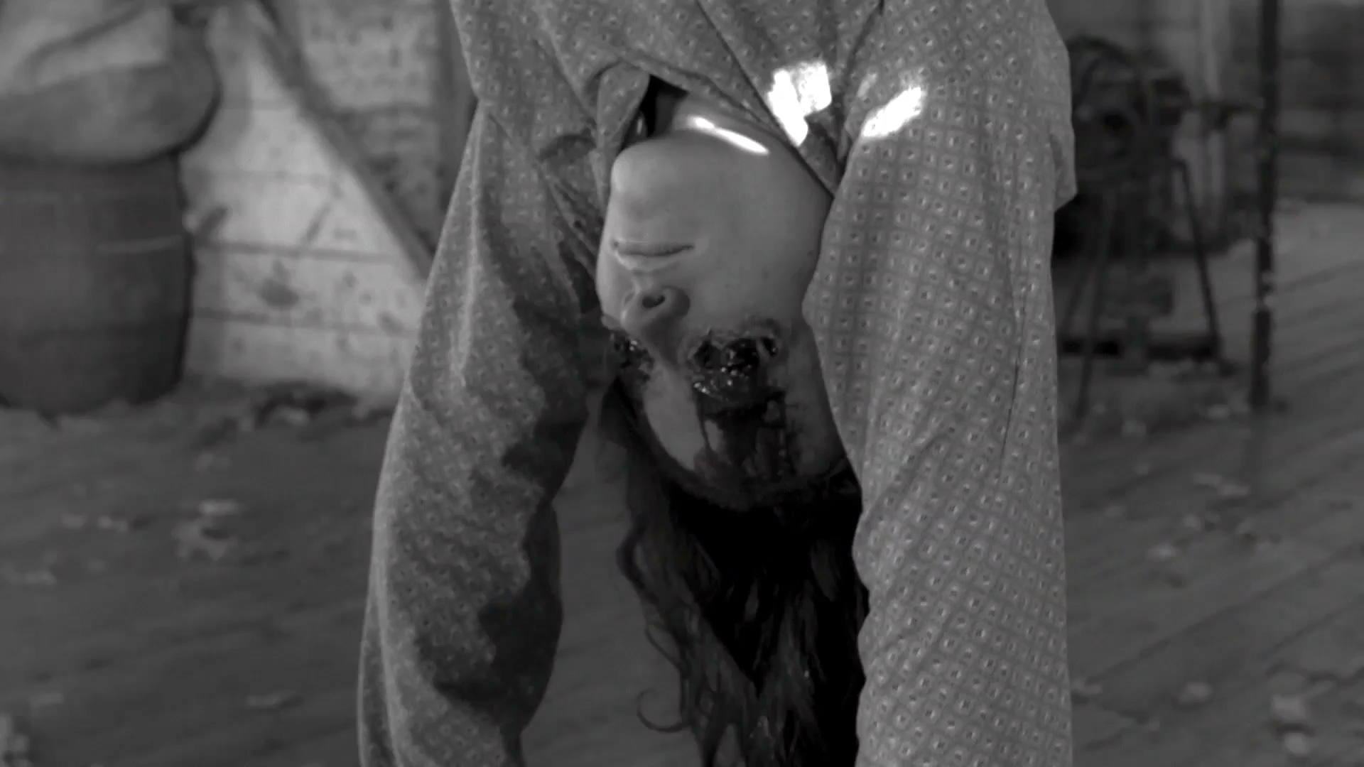 Geraldine Neary en Helga y Flora