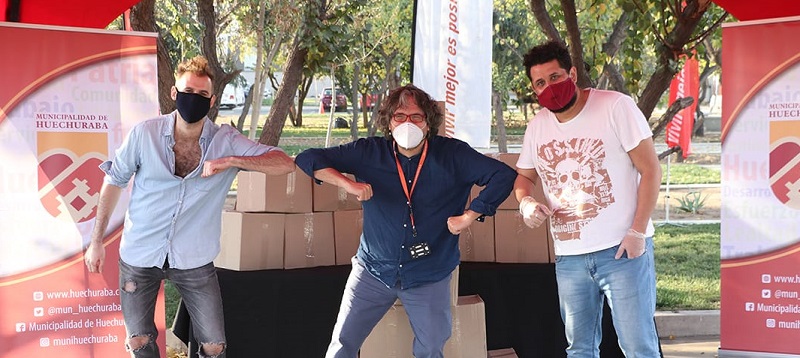 Villa Cariño se cuadra con La Pincoya y La Legua: donó cajas de mercadería a familias vulnerables