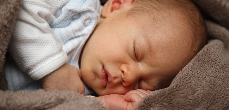 Con calculadora en mano: ¿cuánto cuesta tener un bebé en Chile?