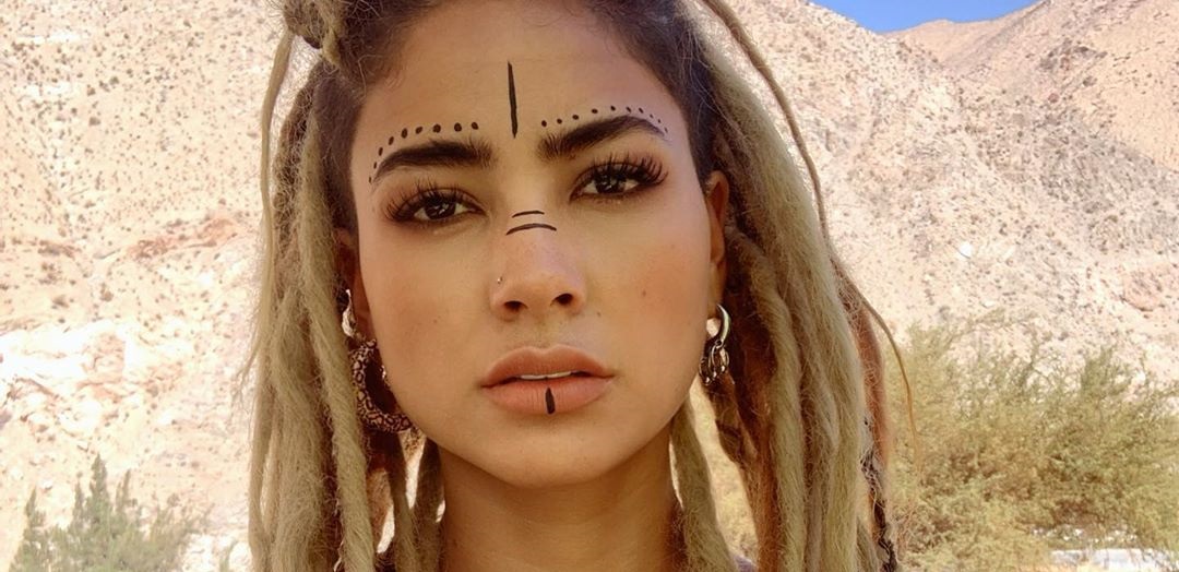 Camila Recabarren encantó a seguidores con fotos luciendo conjunto que ella misma confeccionó