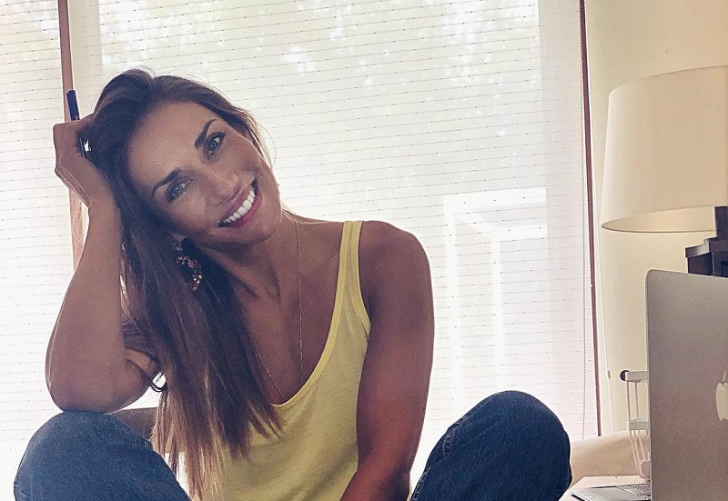 Igual que Bob, el constructor: Carola de Moras reconvirtió su sofá y sorprendió con talento oculto