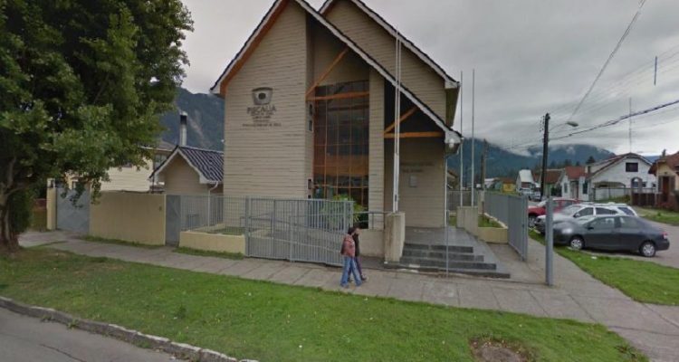 Joven es acusado de asesinar a su abuelo en Puerto Aysén: ebrio lo habría golpeado en el rostro
