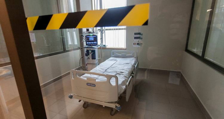 Gobierno informó ocupación del 75% de camas de cuidados intensivos a nivel nacional