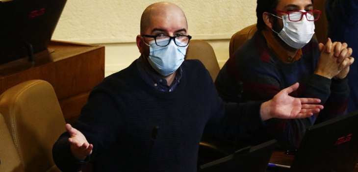 Diputados Jackson y Castillo explicaron donaciones de RD tras acusación de Renato Garín