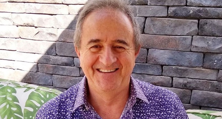 Jorge Hevia viajó a parque de Disney con toda su familia: compartió divertidas imágenes y videos