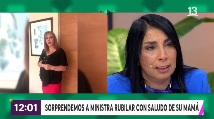 emocionada karla rubilar