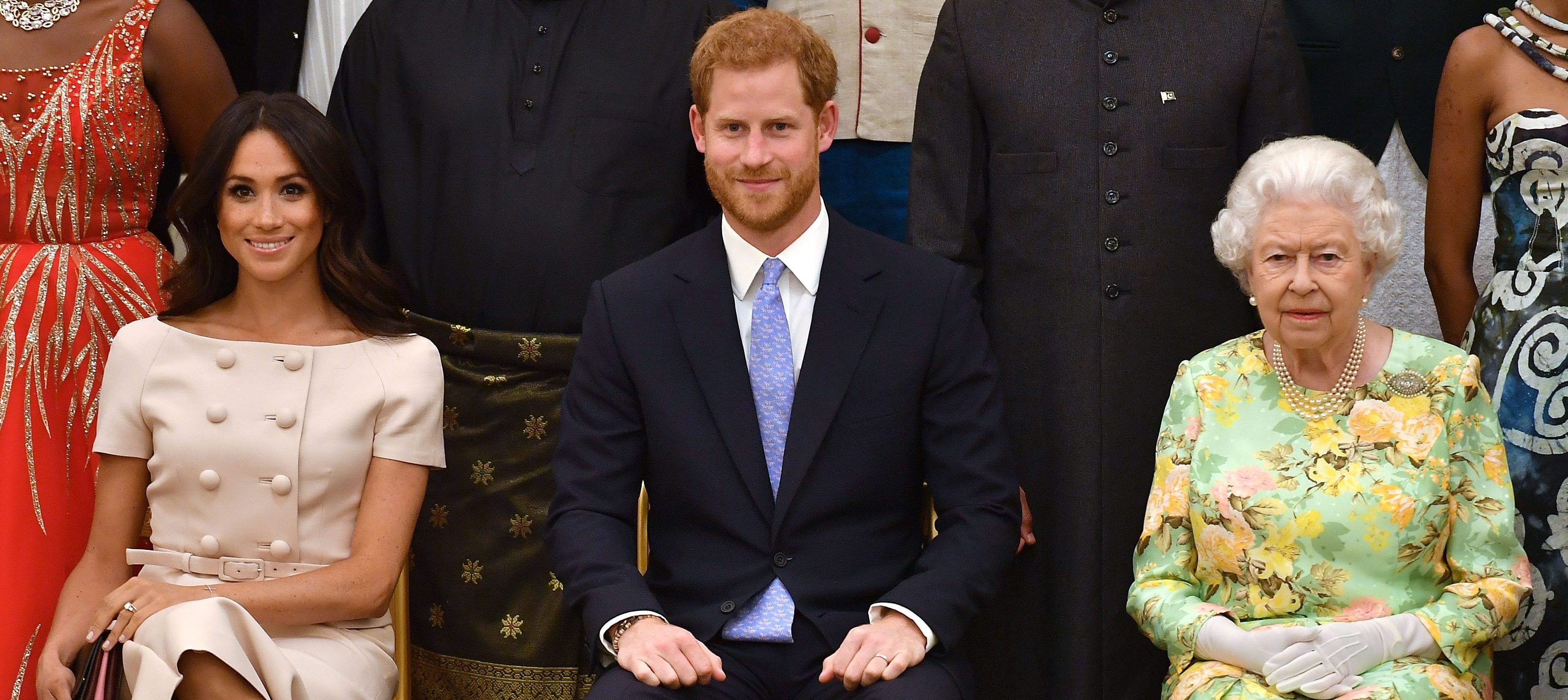 La sensata reacción de la reina Isabel y la Familia Real ante polémica biografía de Harry y Meghan