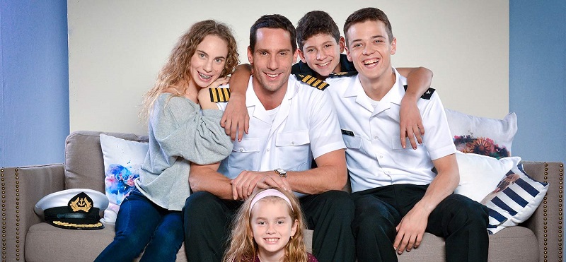 Mega anuncia nuevo reestreno en su programación: volverá a dar 'Papá a la deriva'