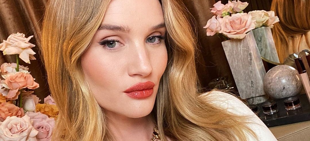 Maquilladora de ángel de Victoria Secret reveló sencillo e infalible truco para tapar un granito