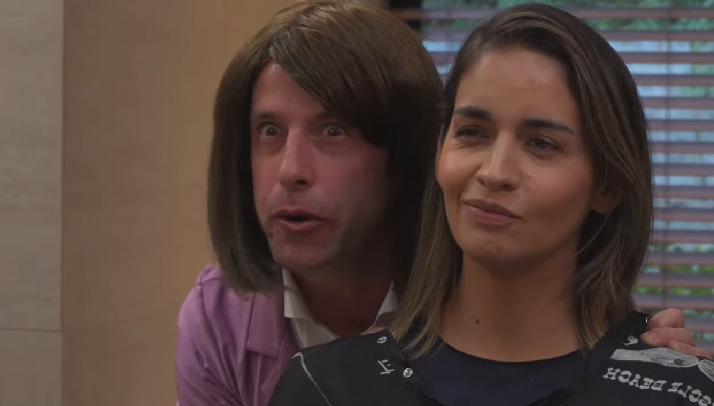 Los personajes de Stefan Kramer enseñan cómo maquillarse en 10 pasos en un hilarante video