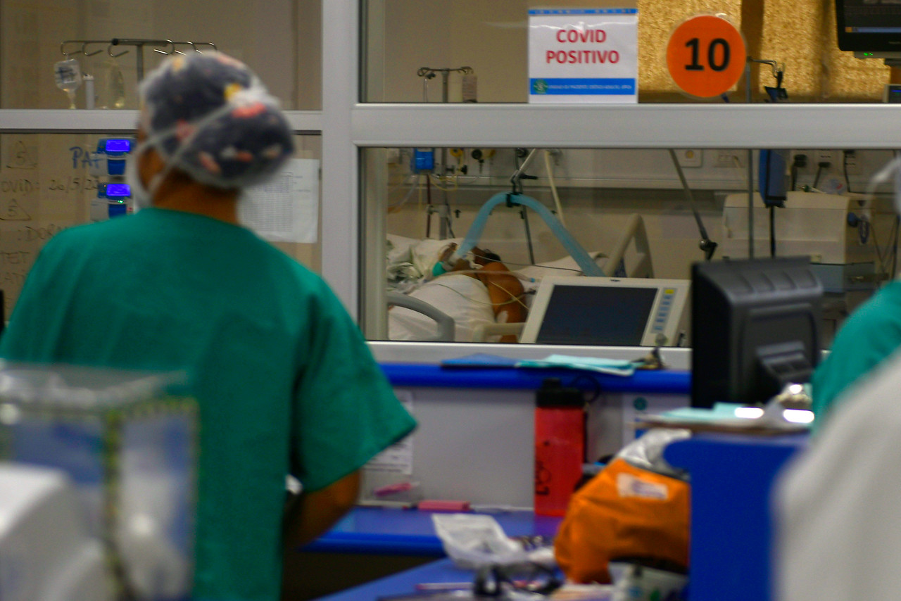 Confirman el primer fallecimiento por reinfección de coronavirus en el mundo