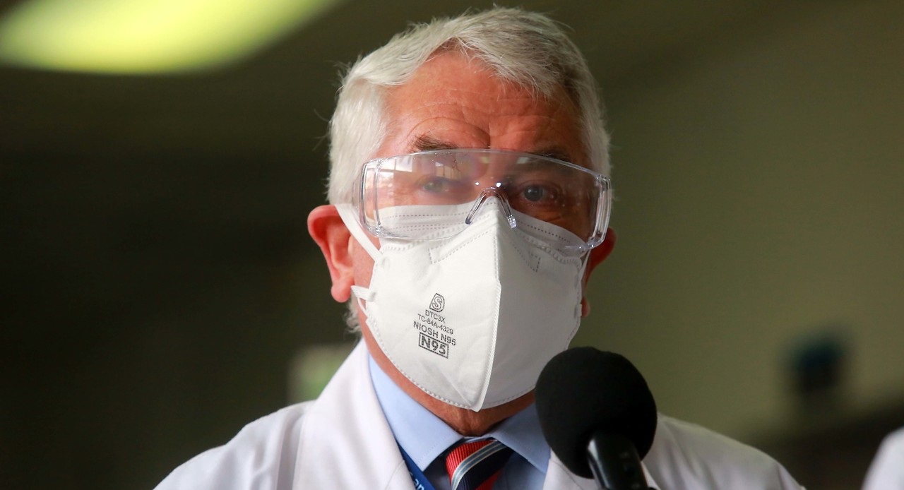 Ministro Paris critica a Mañalich en el Senado y pide comprensión al Gobierno: 