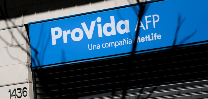 Dos empleados de AFP ProVida transfirieron $329 millones a personas sin derecho a pensión