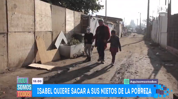 Clarisa Muñoz se quebró con brutal relato de niña en Aquí Somos Todos