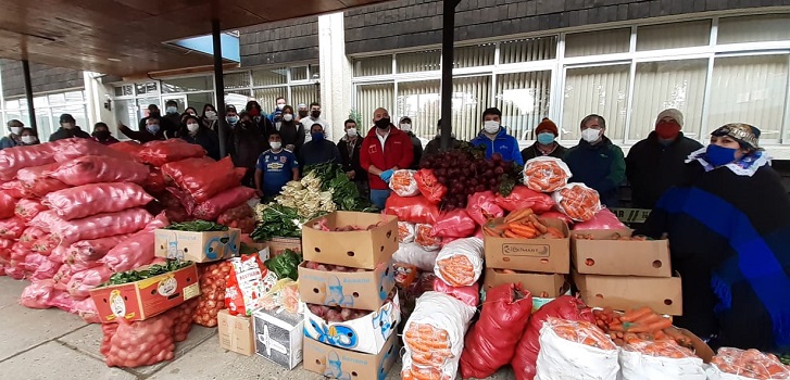 Comunidades mapuche donan más de 10 mil kilos de alimentos para ollas comunes en Temuco