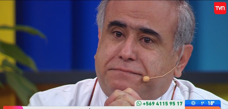 Dr. Ugarte se emocionó al dedicar sentidas palabras a médico fallecido por coronavirus