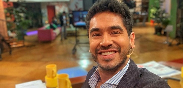 Gino Costa reveló que fanática lo acosaba por redes y consiguió trabajo en TVN para estar cerca de él