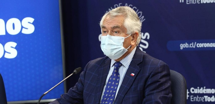 Paris saluda a TENS en su día y adelanta que enviarán proyecto para incluirlos al Código Sanitario