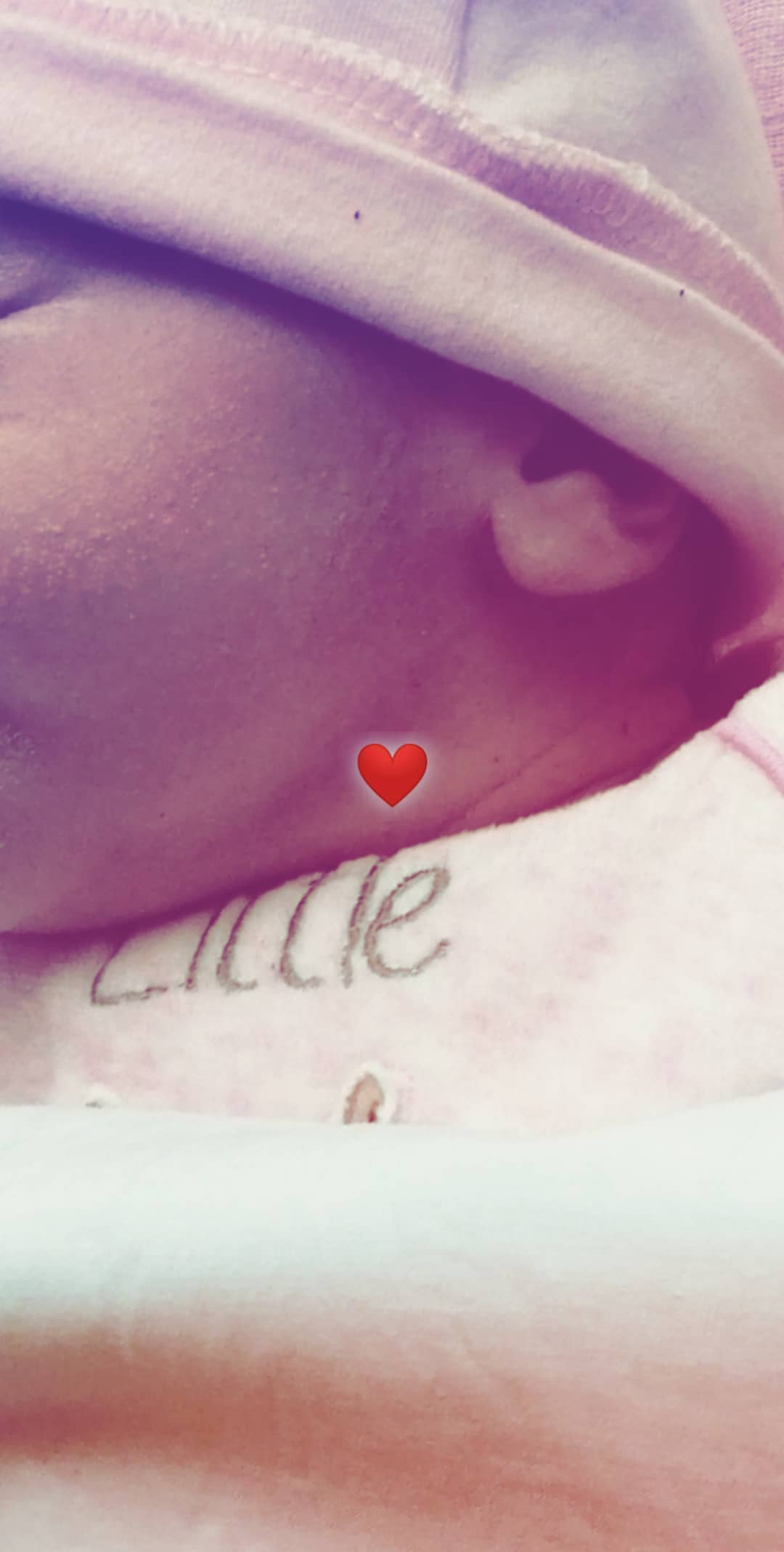 yamna lobos es mamá