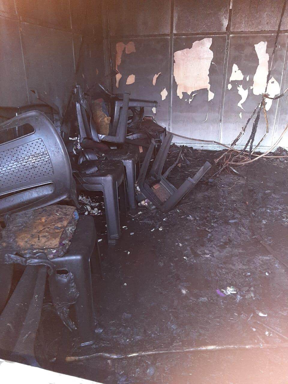 Incendio destruyó iglesia adventista en argentina se salvó la biblia