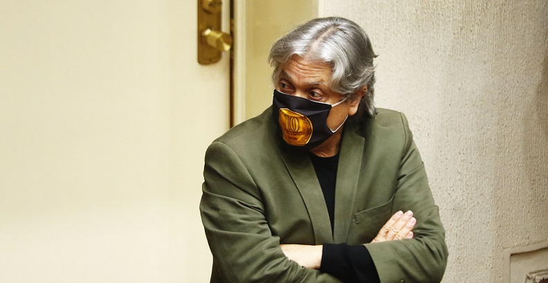 Senador Navarro emplazó duramente al ministro Briones: 