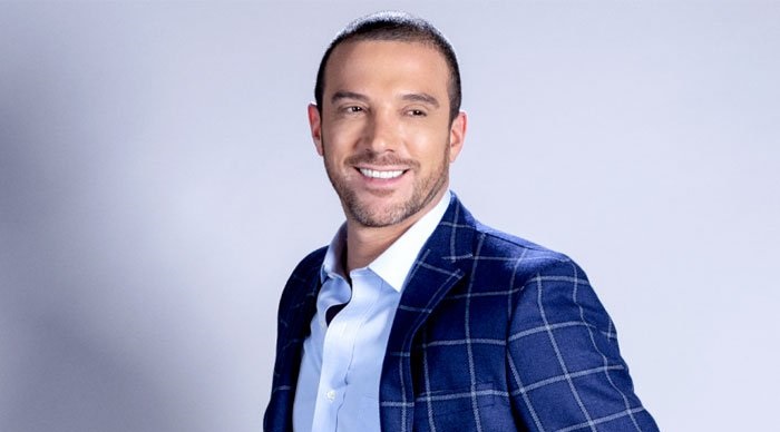 Julián Elfenbein mostró su radical cambio de look en redes y adelantó posible regreso de Pasapalabra