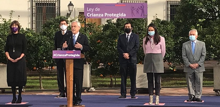 Piñera promulga ley de Crianza Protegida: permitirá acceso al seguro de cesantía tras postnatal