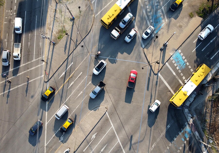 Expertos fustigan transición en Santiago y exigen medidas más duras para desconfinamiento