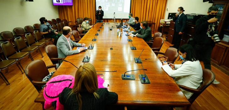 Comisión de Constitución aprueba que retiro de 10% desde las AFP se haga sin pagar impuestos