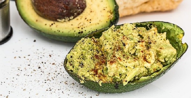 Chef mexicana reveló receta de la salsa de guacamole floral: no lleva tomate