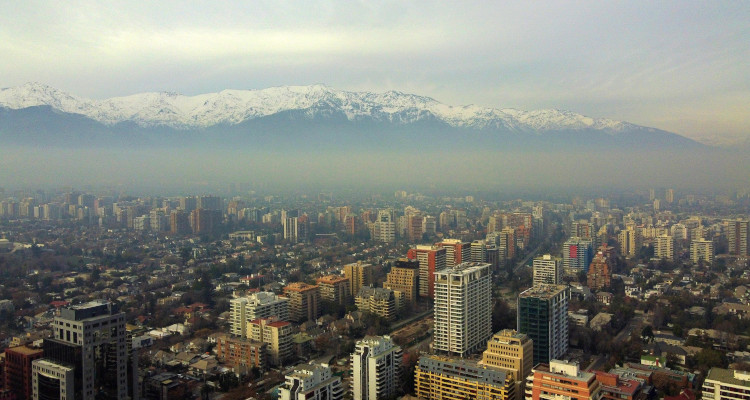 Alcaldes de región Metropolitana advierten que aún no hay condiciones para Plan de Desconfinamiento