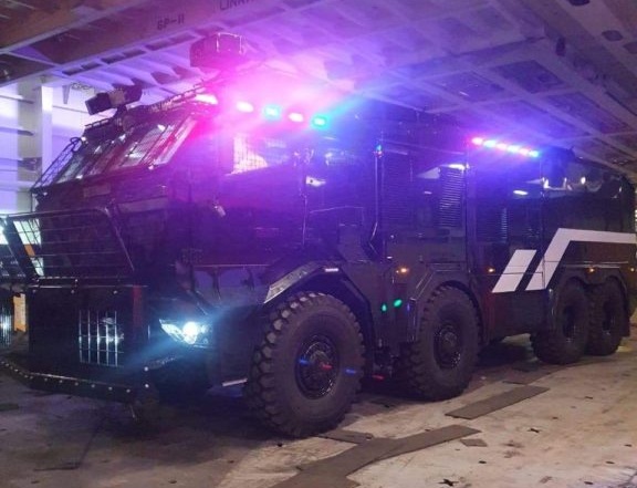 carro lanzagua carabineros