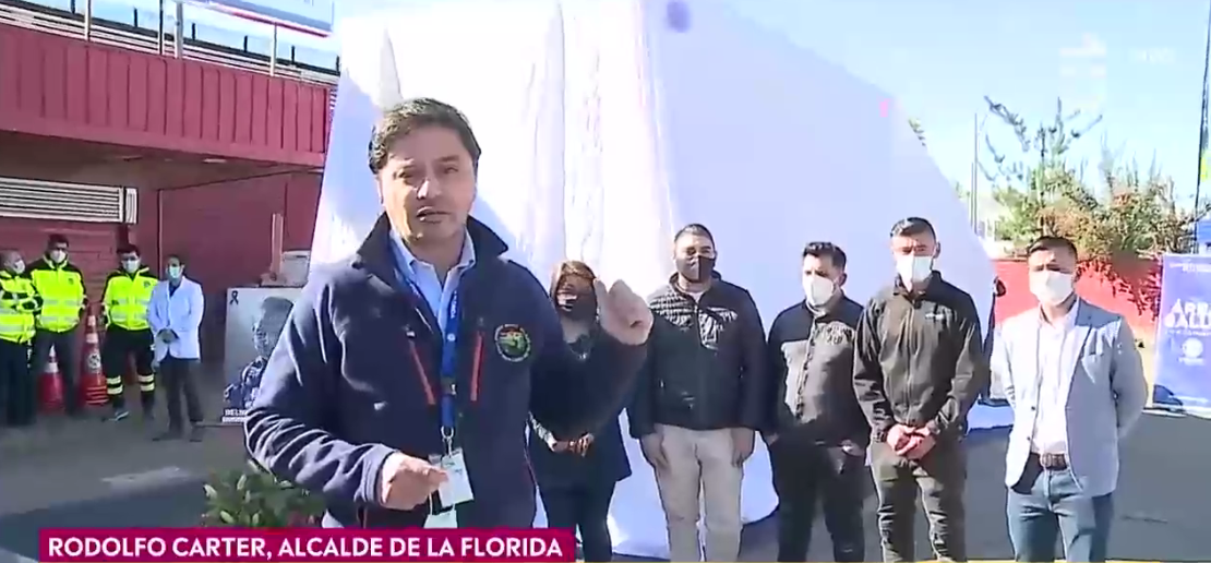 Carter y su criticado momento en matinal de CHV: inauguró ambulancia en honor a vecina fallecida