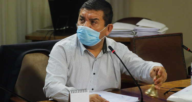 Diputado Pedro Velásquez fue detenido transitando en Valparaíso sin salvoconducto