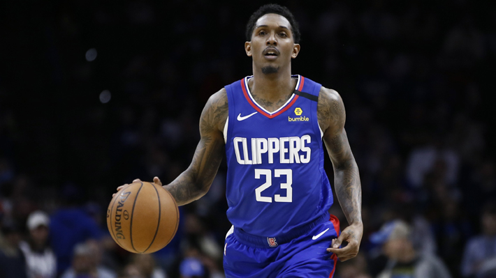 Jugador de la NBA pidió permiso para ir a un funeral, pero fue sorprendido en club de strippers