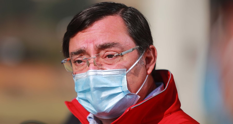 Intendente Guevara responde a alcaldesa Barriga tras fuerte polémica por cajas de alimentos en Maipú