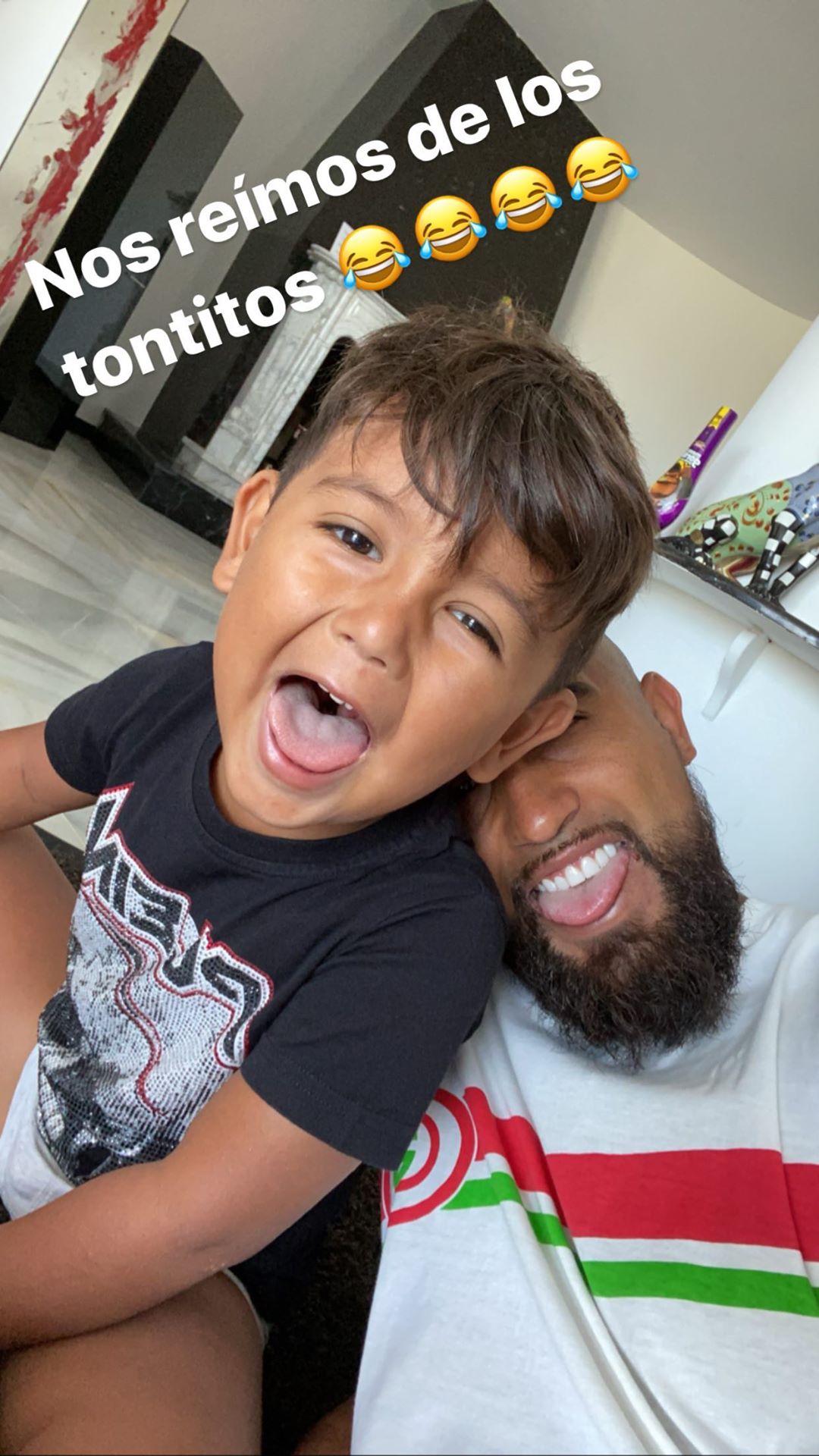 Arturo Vidal reaparece en Instagram tras su polémica transmisión