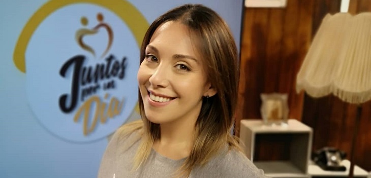 Mariela Sotomayor reaccionó furiosa a burla de usuario de Instagram en foto junto a su pareja