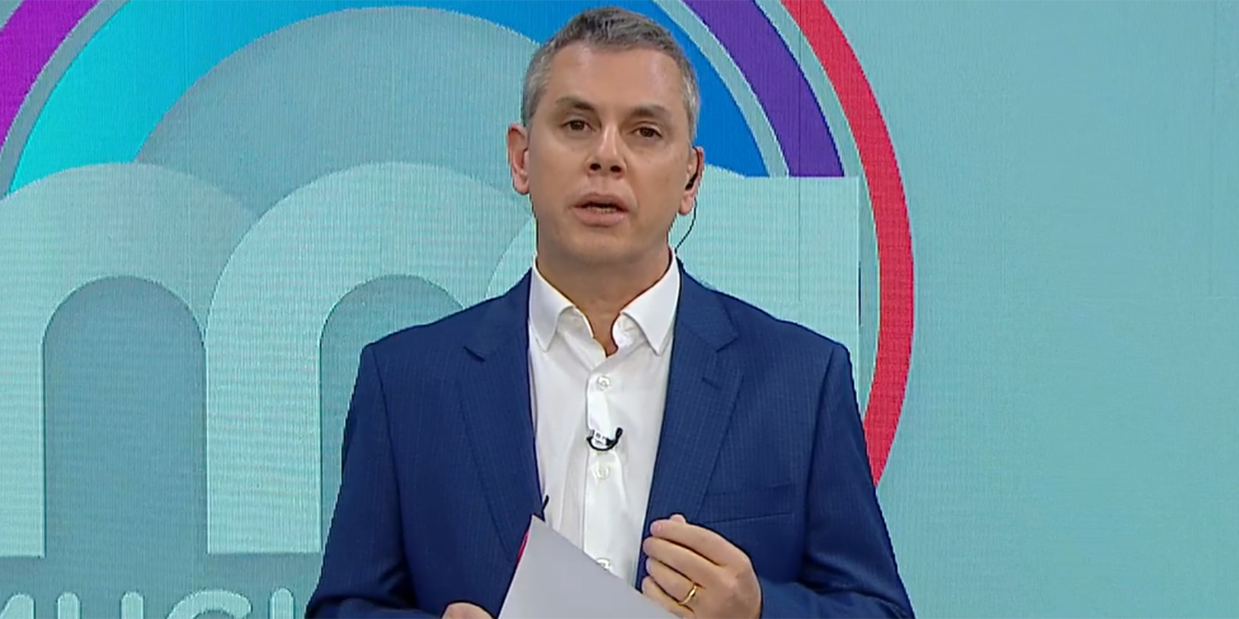 Mega toma medida con Viñuela tras episodio con camarógrafo: ya no será animador de Mucho Gusto