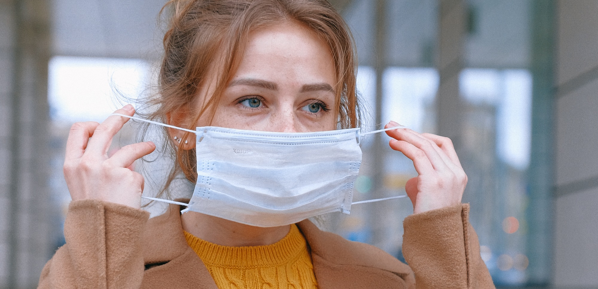 ¿El uso de mascarilla reseca tus labios? Conoce cómo puedes cuidarlos