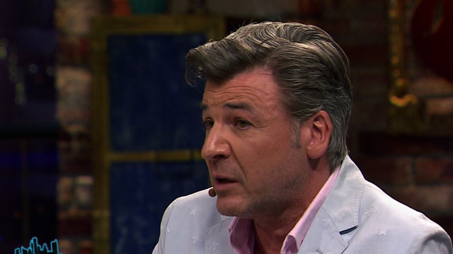 Yann Yvin se fue a Francia después de violento asalto: 