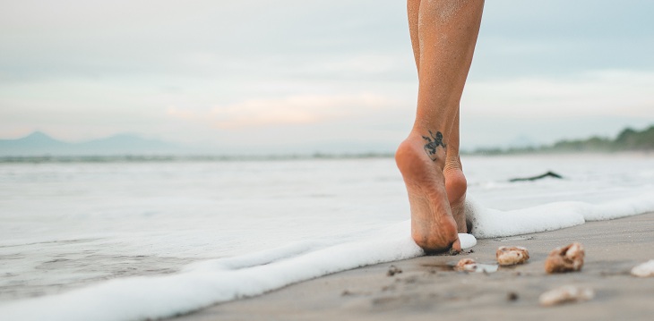 Cap d'Adge: la reconocida playa nudista europea que preocupa ante altos contagios de COVID-19