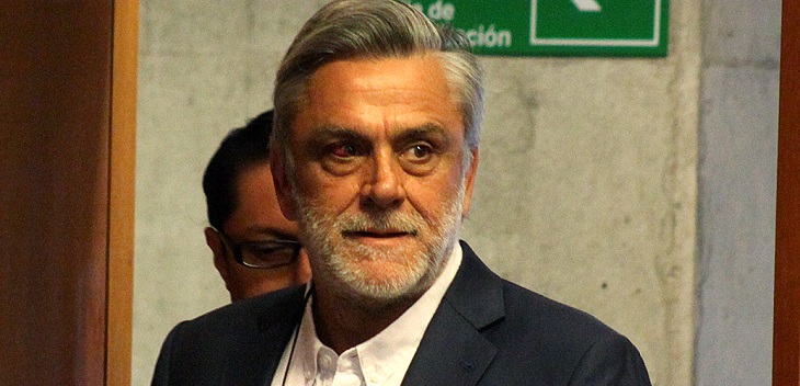 Longueira vuelve a la política: votará 'Apruebo' y se postulará a la 'Constituyente' y a la UDI