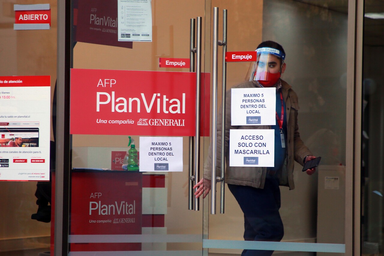 AFP PlanVital anuncia que adelantará pagos por el retiro de hasta el 10%: iniciarán este viernes