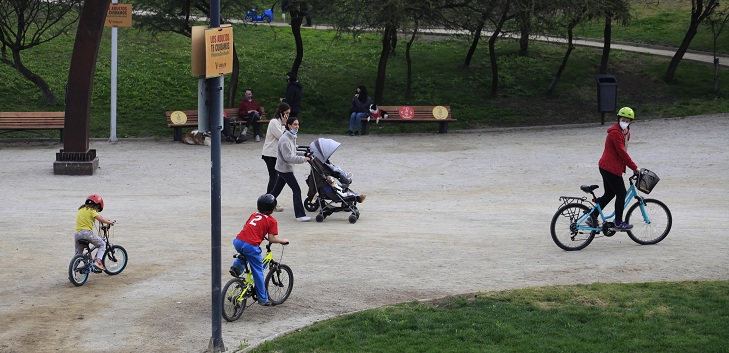 Piñera anuncia permiso para que niños y niñas salgan a jugar: conoce desde cuándo se podrá solicitar