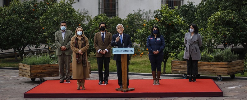 Piñera confirma que más de un millón de personas han recibido el Bono Clase Media de $500 mil